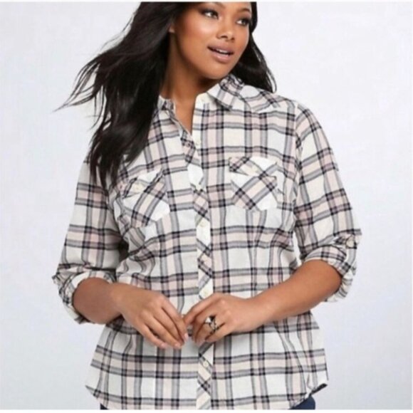 Torrid Shirt Womens 2X Button Up White Gray Pink Plaid Roll Tab Sleeves - Picture 3 of 11